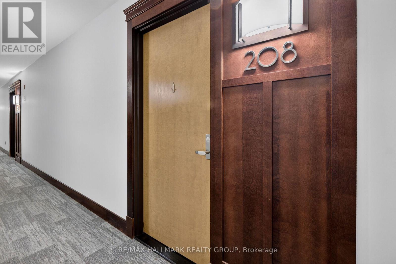 208 - 200 Besserer Street Property Photo 4