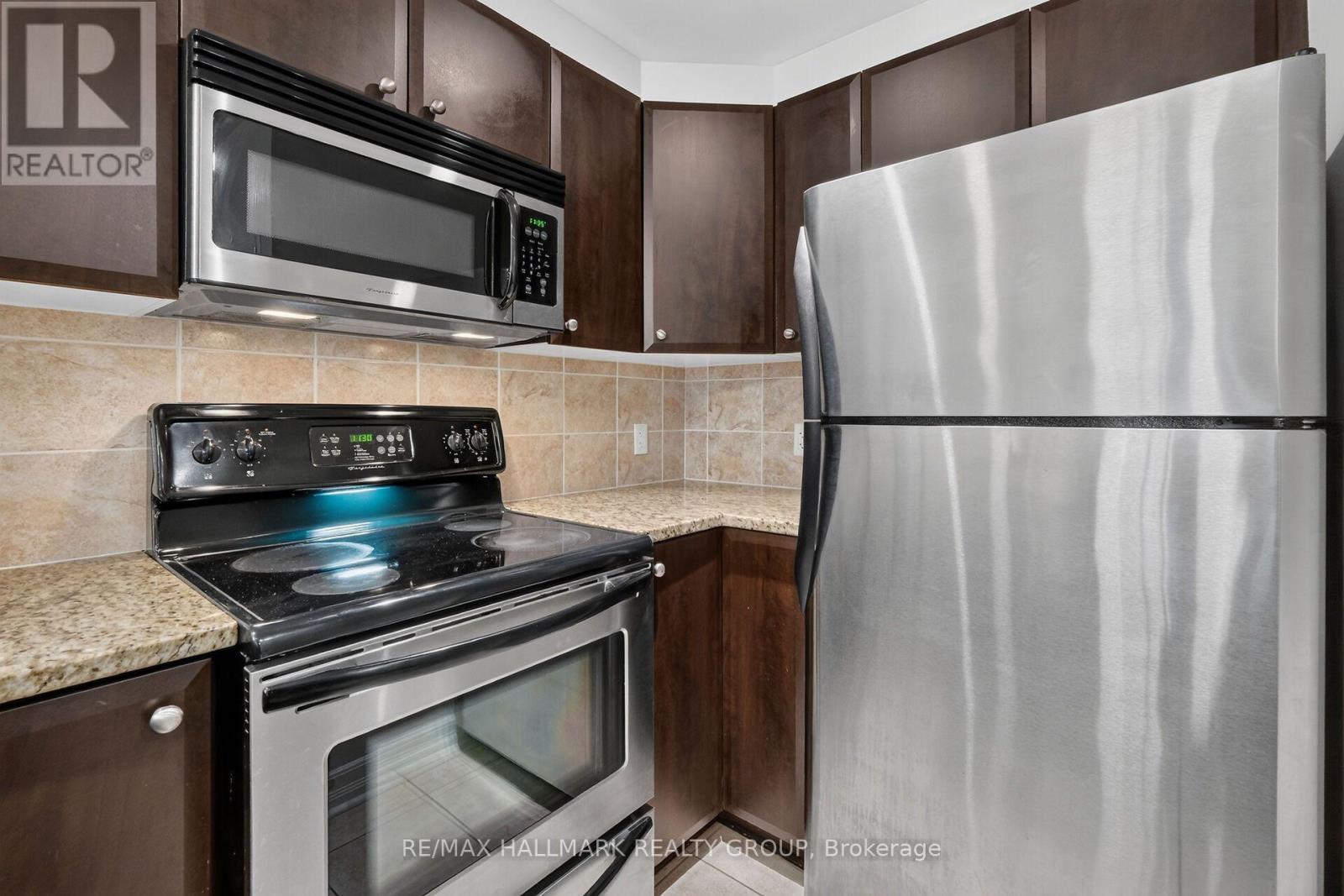 208 - 200 Besserer Street Property Photo 8