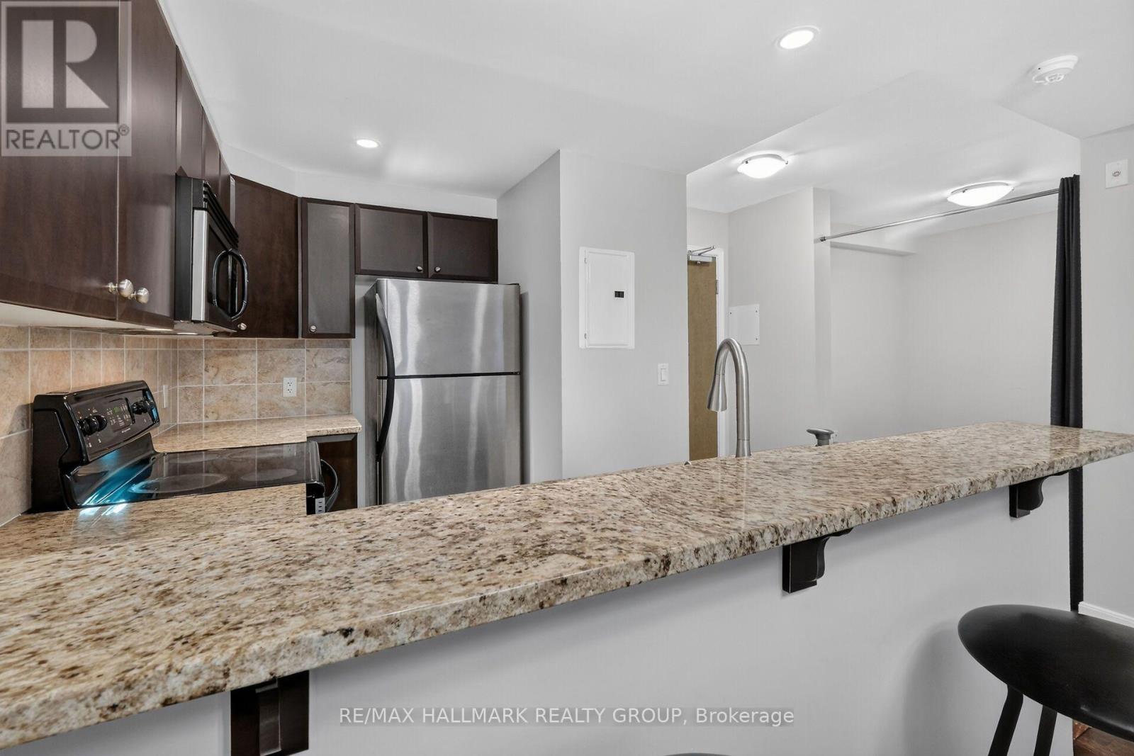 208 - 200 Besserer Street Property Photo 9