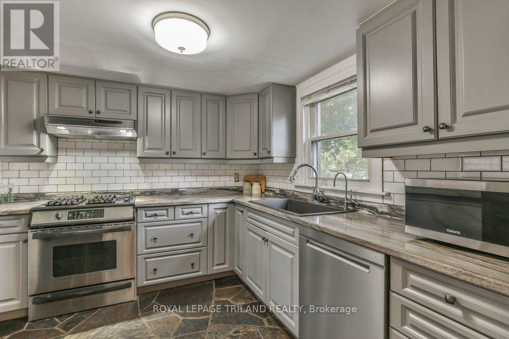201 Langley Street Property Photo 16