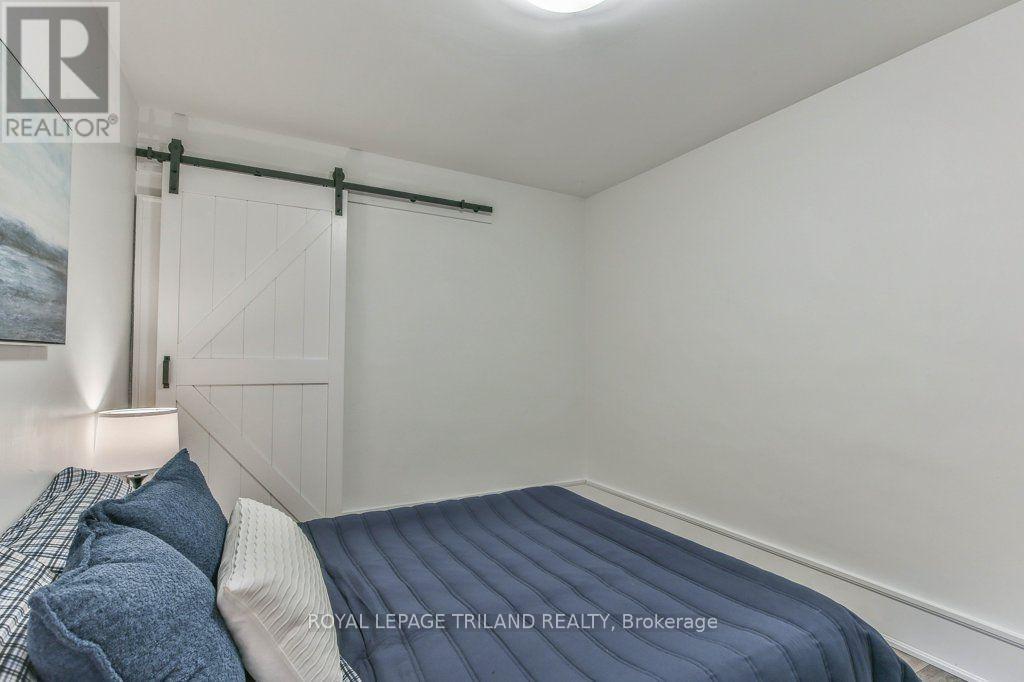 201 Langley Street Property Photo 22