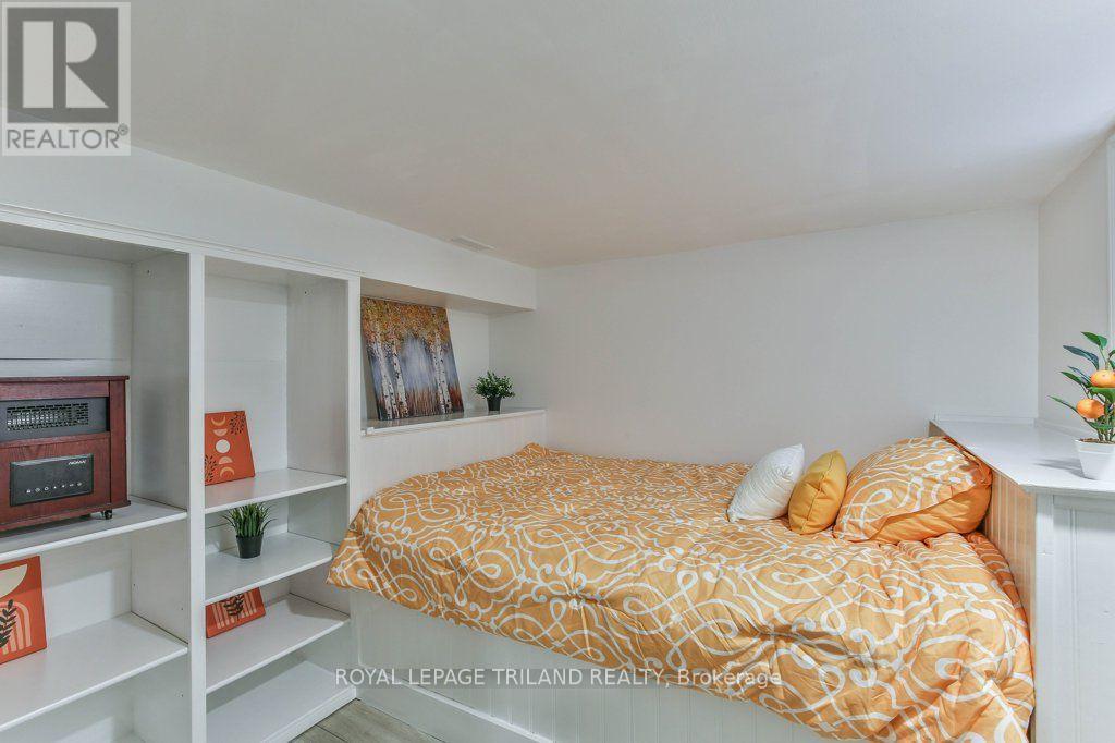 201 Langley Street Property Photo 27