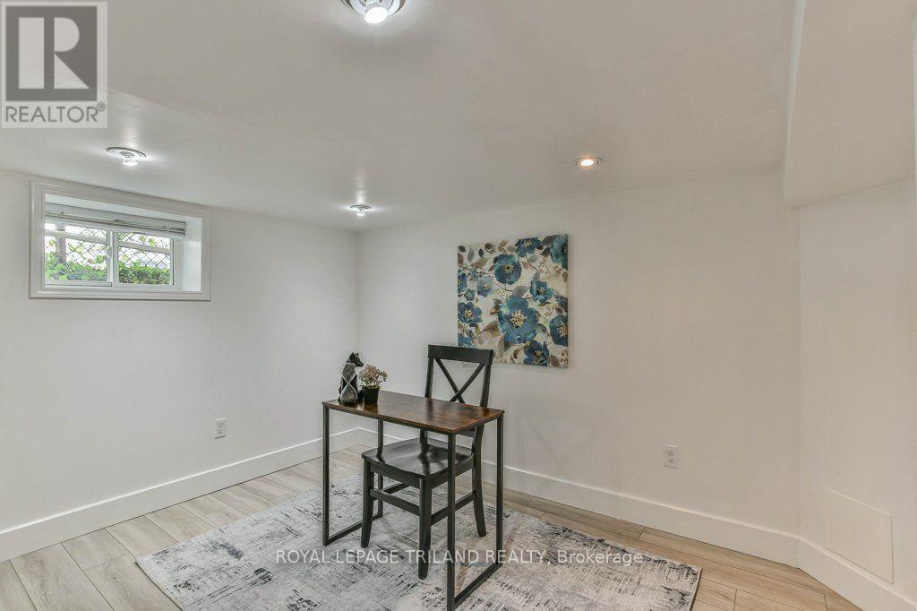 201 Langley Street Property Photo 28