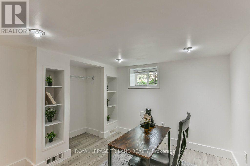 201 Langley Street Property Photo 29