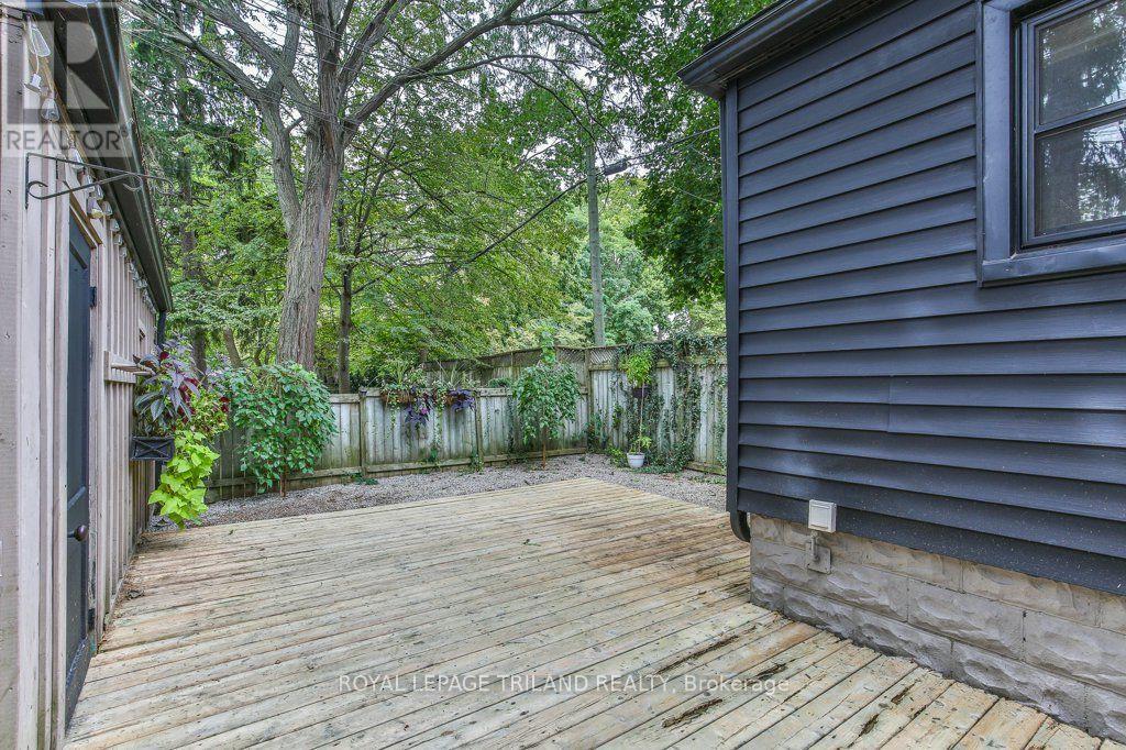 201 Langley Street Property Photo 32