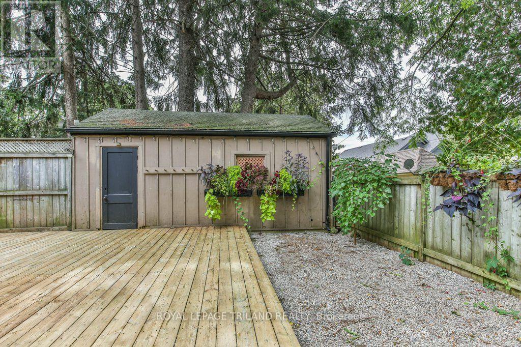 201 Langley Street Property Photo 37