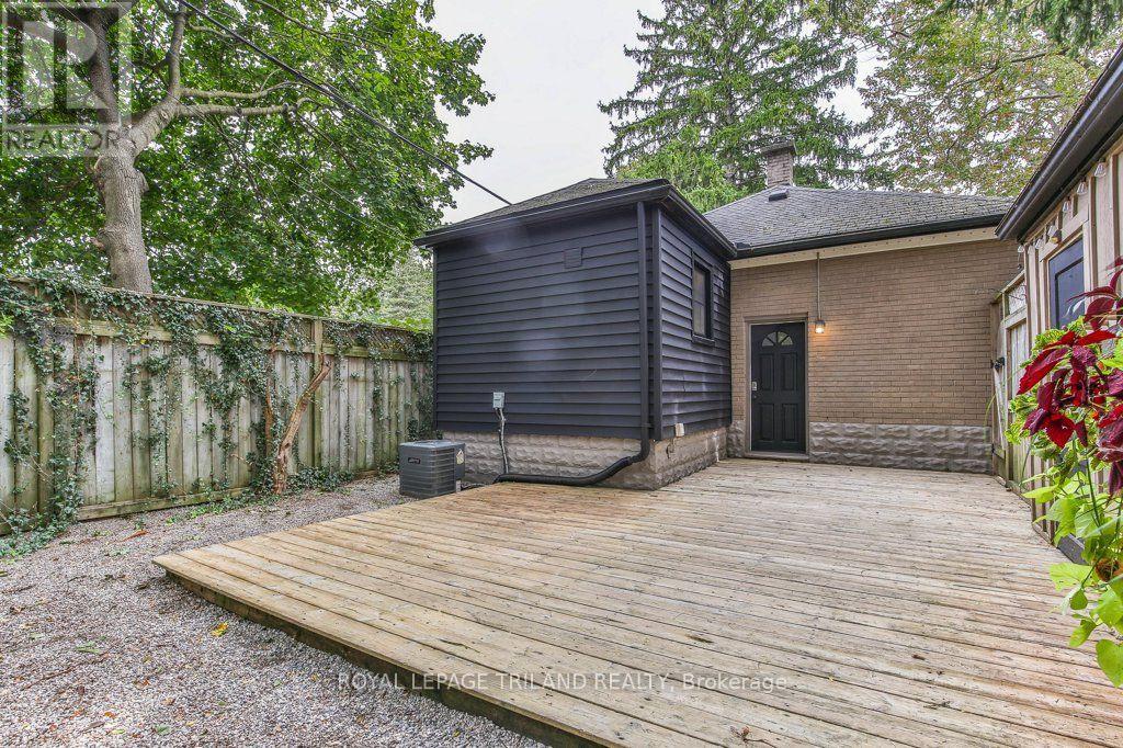 201 Langley Street Property Photo 38