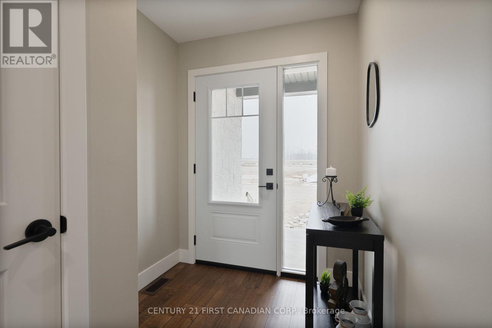 44 Postma Crescent Property Photo 5