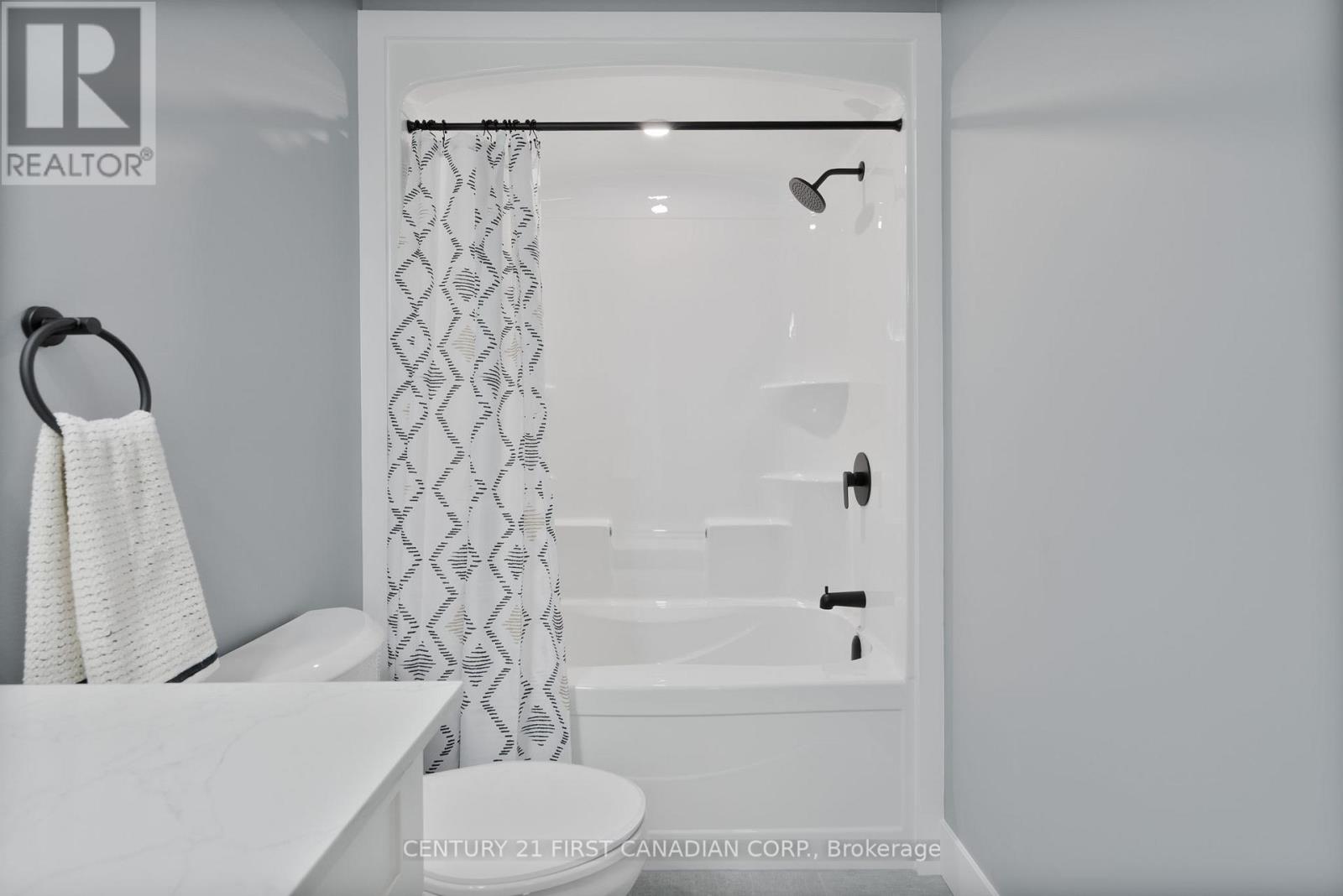 44 Postma Crescent Property Photo 14