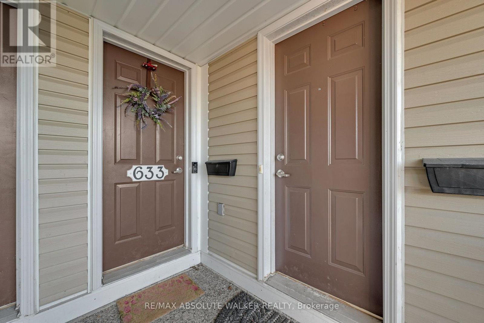 32 - 633 Lakeridge Drive Property Photo 2