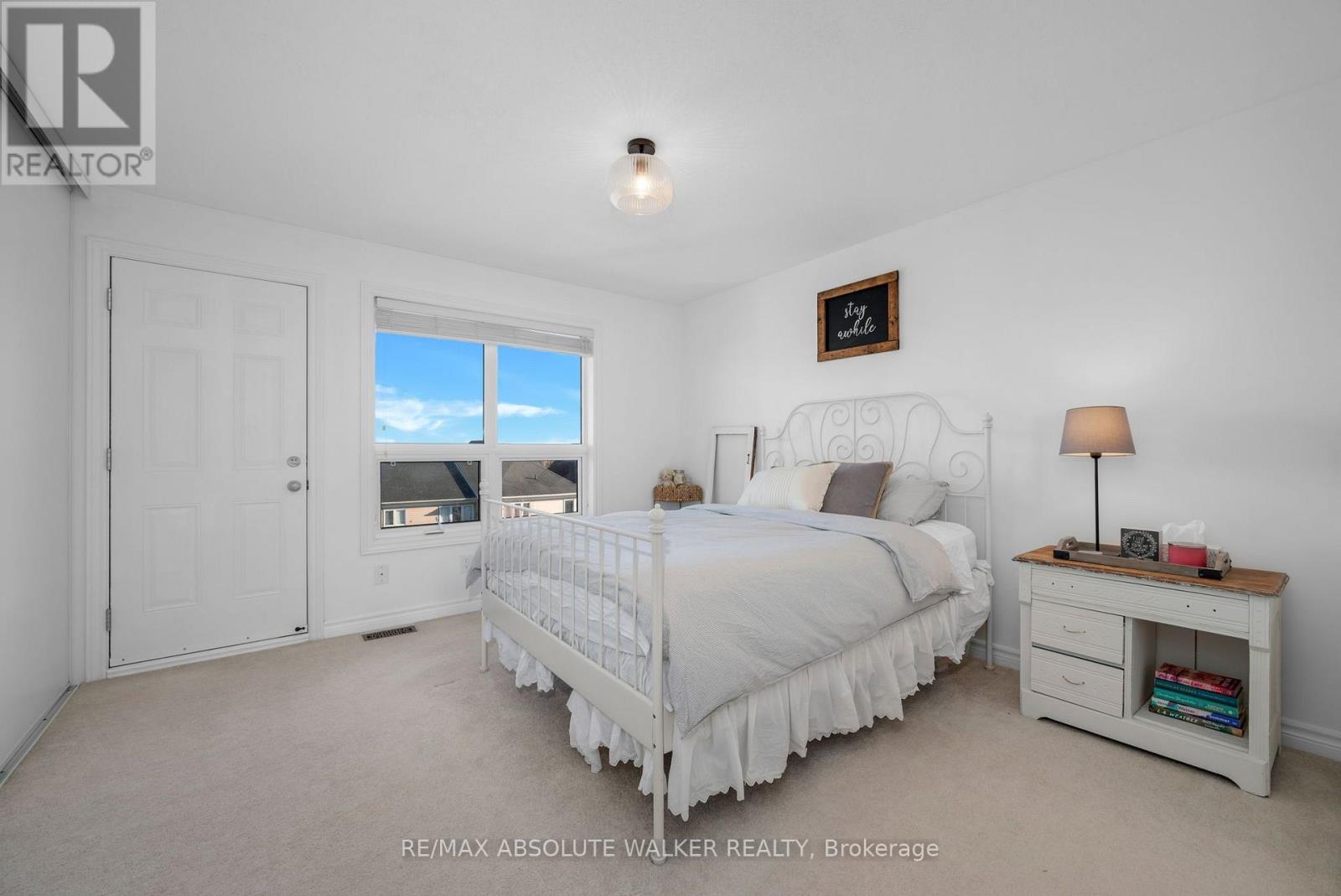 32 - 633 Lakeridge Drive Property Photo 17