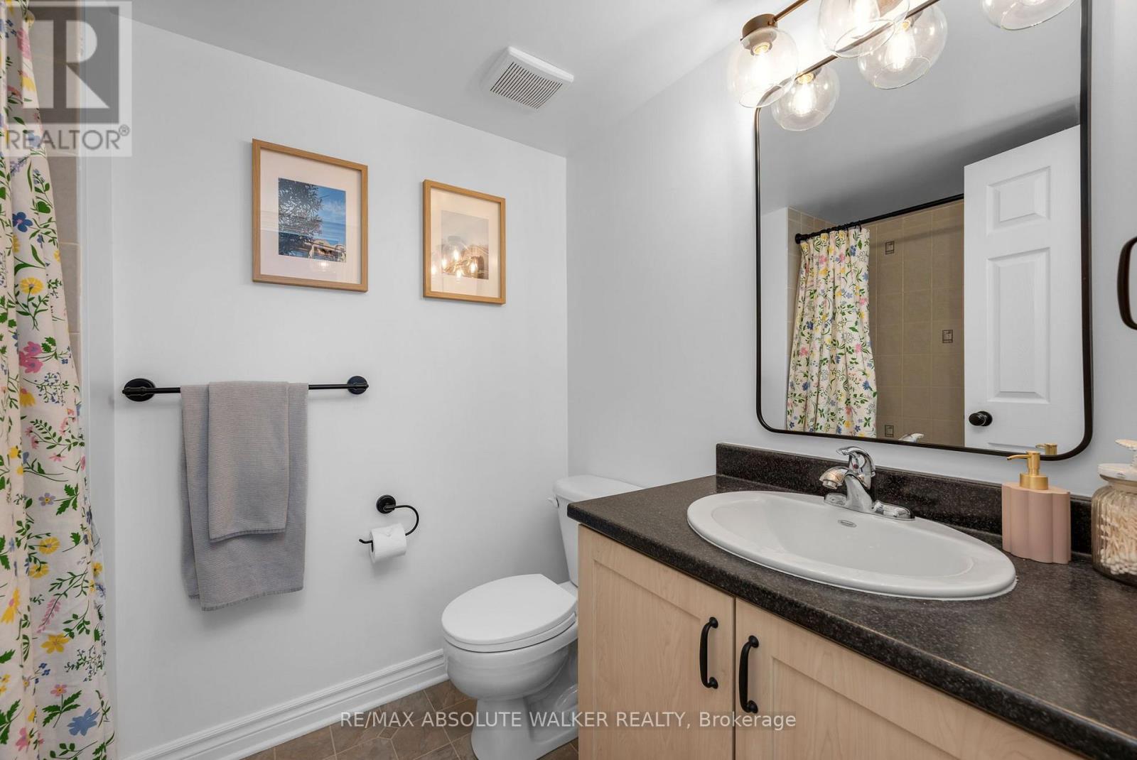 32 - 633 Lakeridge Drive Property Photo 19