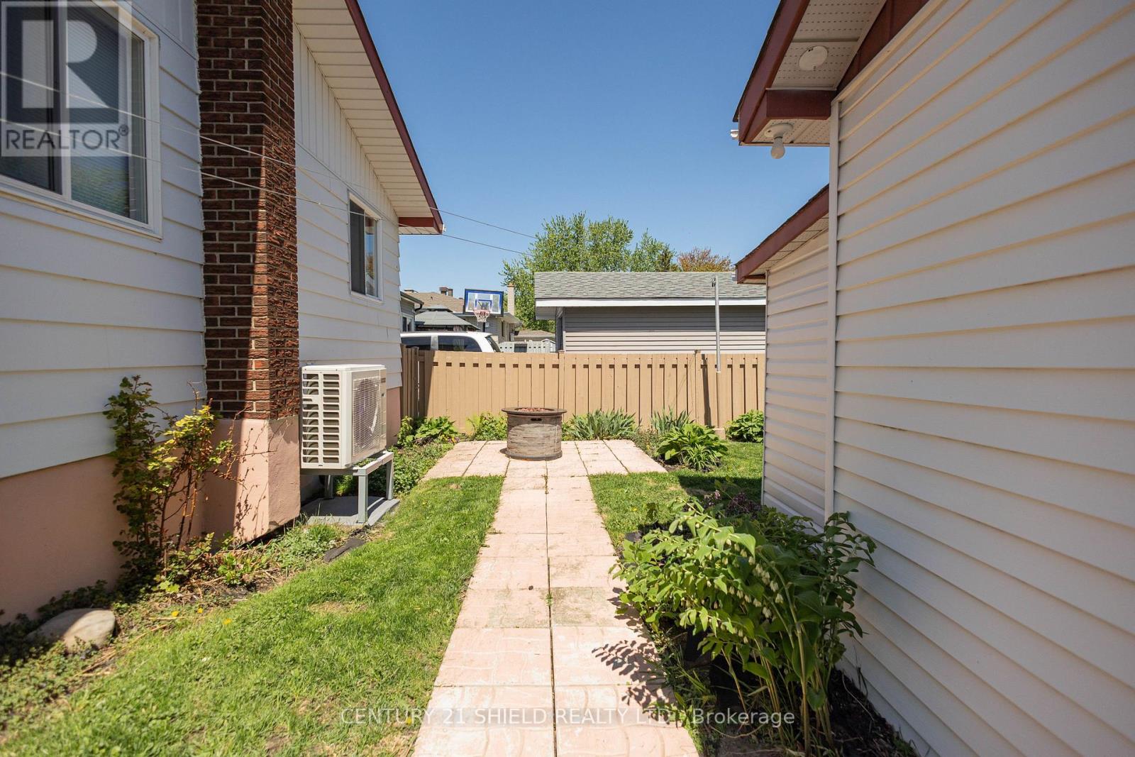1107 Grand Avenue Property Photo 7