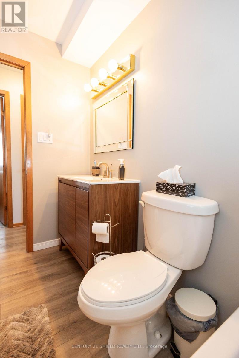 1107 Grand Avenue Property Photo 13