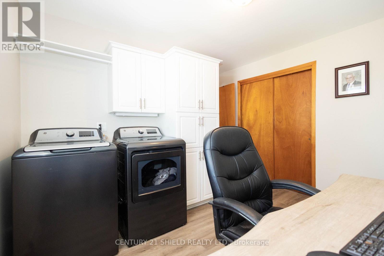 1107 Grand Avenue Property Photo 20