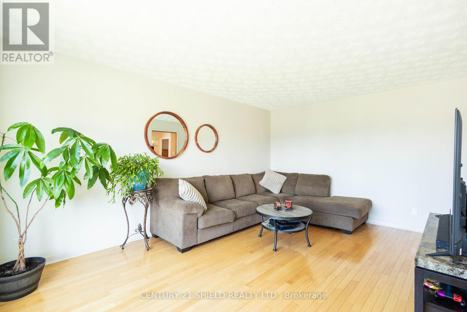 1107 Grand Avenue Property Photo 24