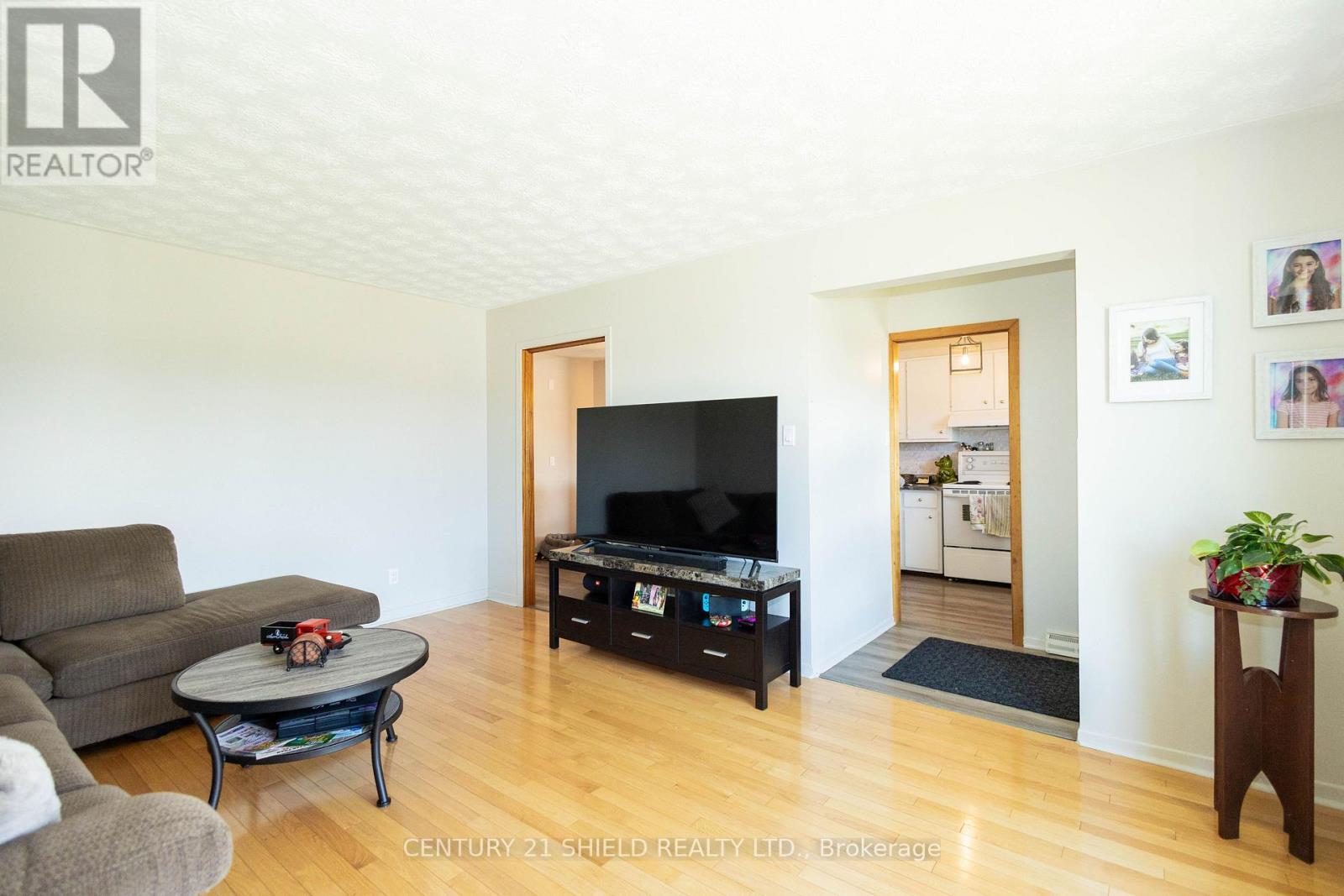 1107 Grand Avenue Property Photo 25