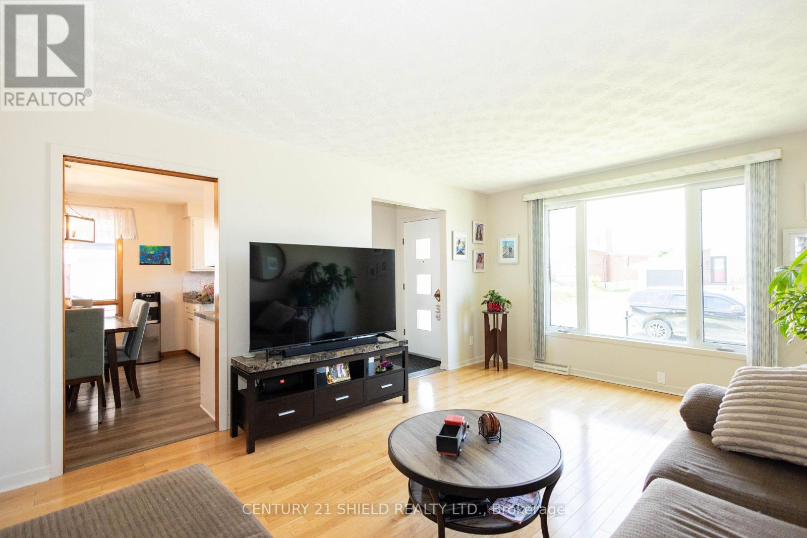 1107 Grand Avenue Property Photo 27