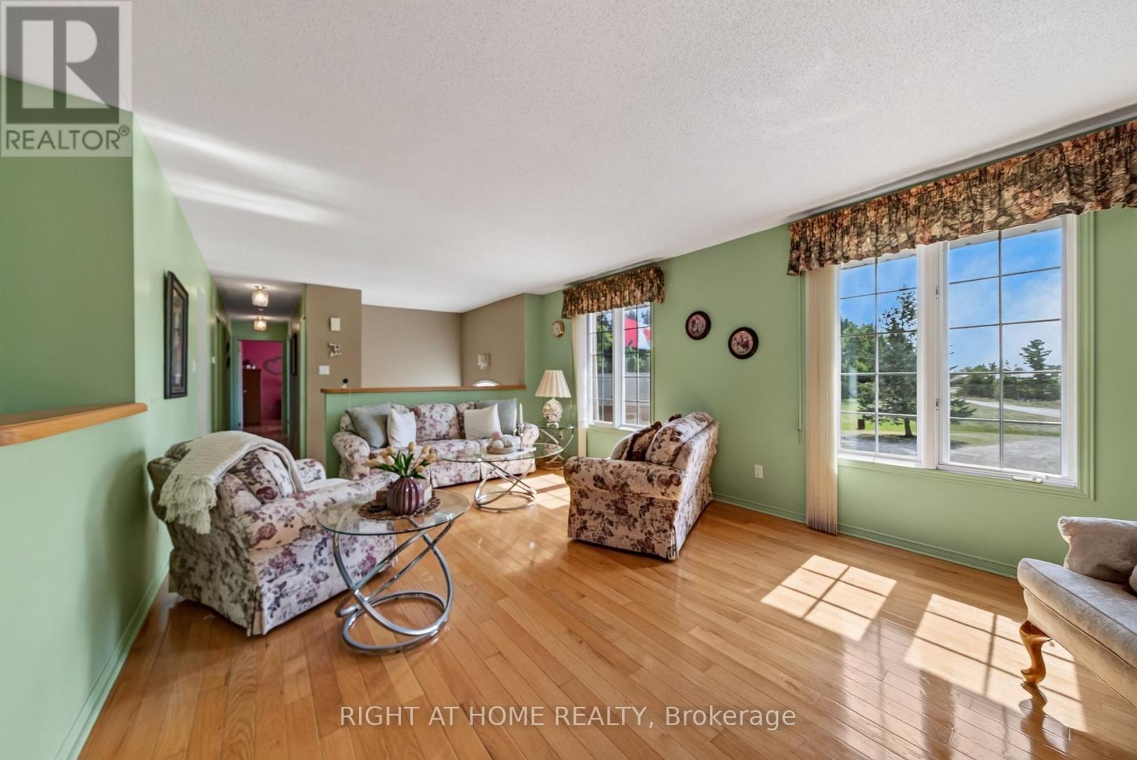 156 Cooper Road Property Photo 9