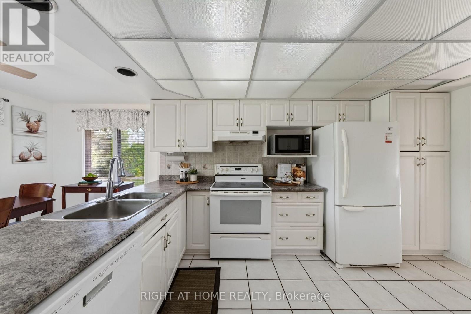 156 Cooper Road Property Photo 12