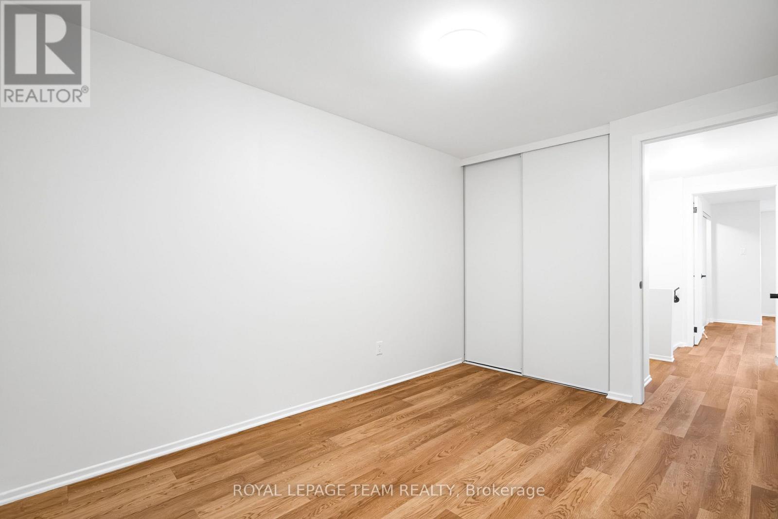 15 - 121 Castlefrank Road Property Photo 33