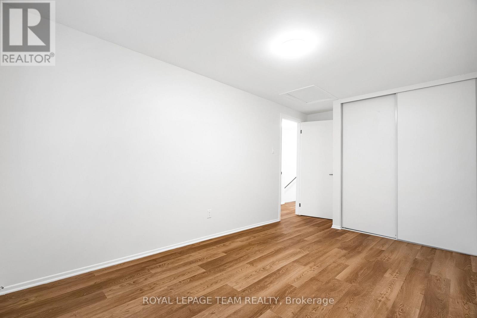 15 - 121 Castlefrank Road Property Photo 36