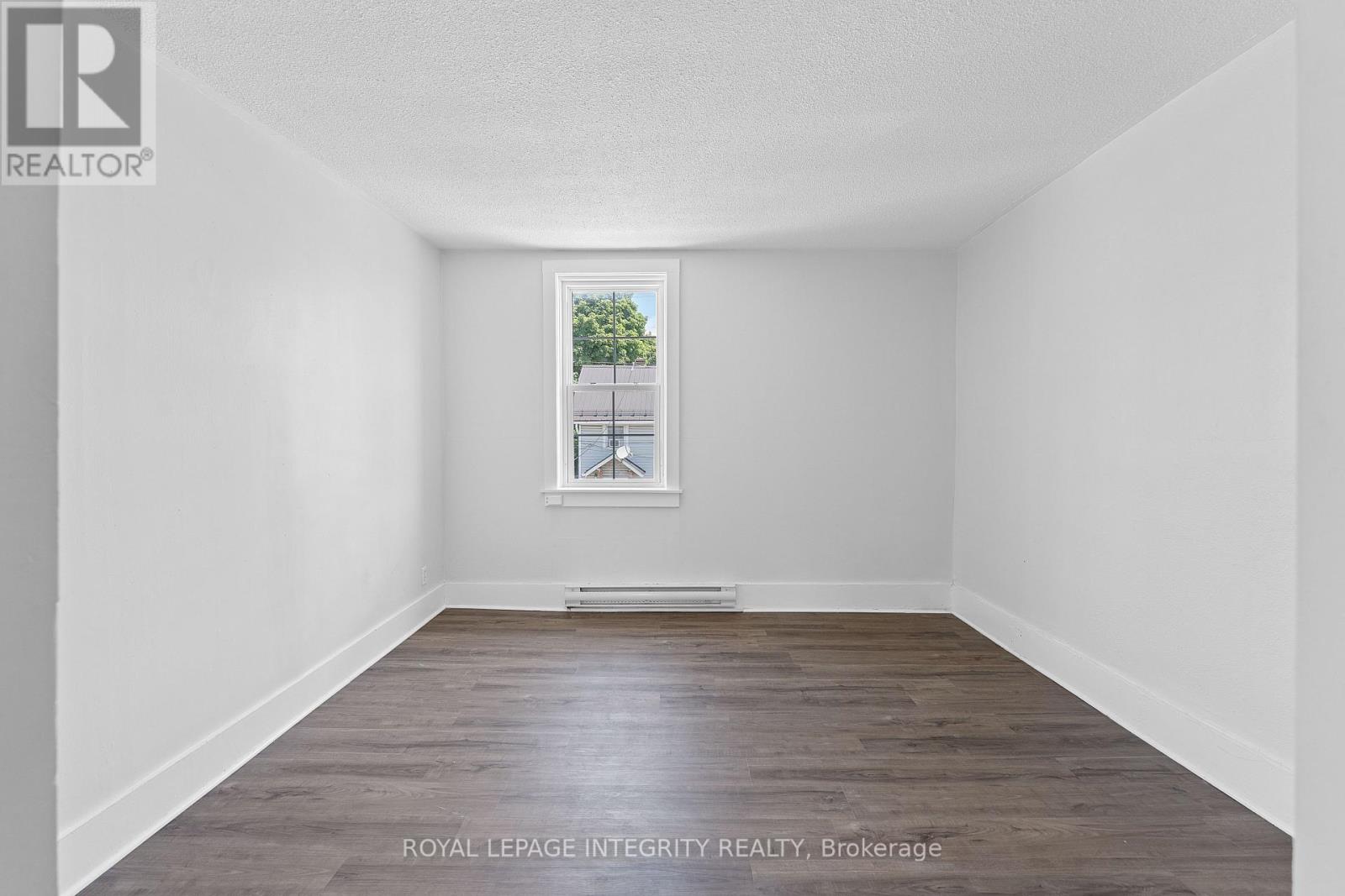 34 Market Street Property Photo 20