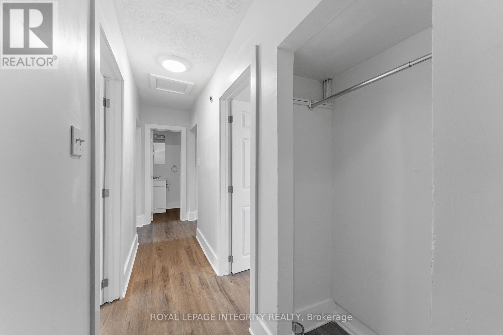 34 Market Street Property Photo 26