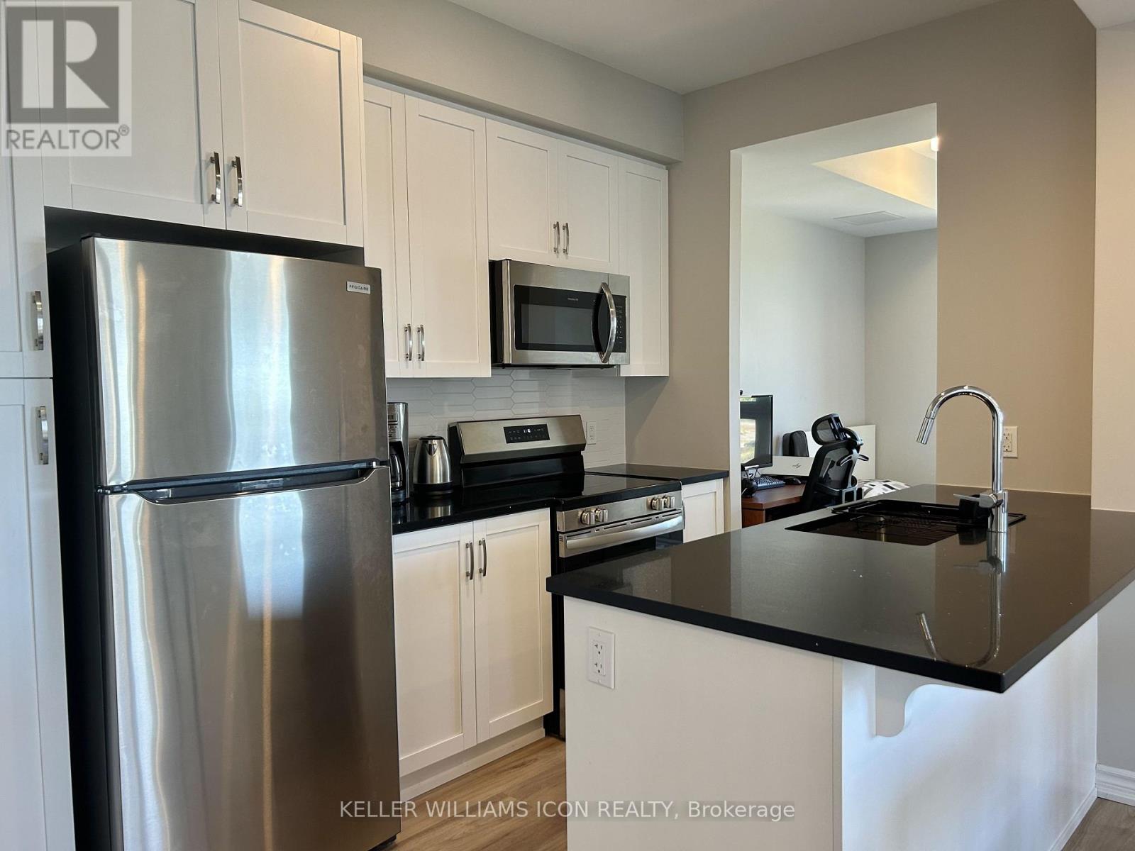 605 - 1350 Hemlock Road Property Photo 4