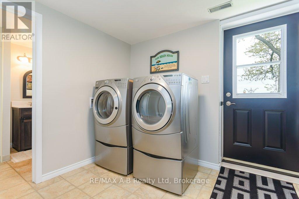 4555 Perth Line 20 Road Property Photo 36