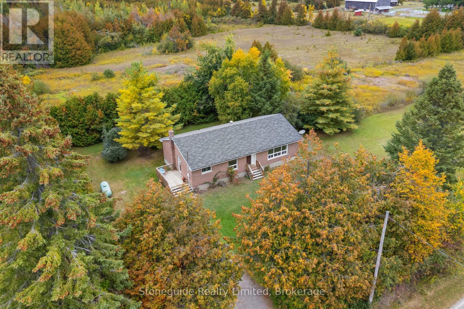 100 Moloney Line Property Photo 1