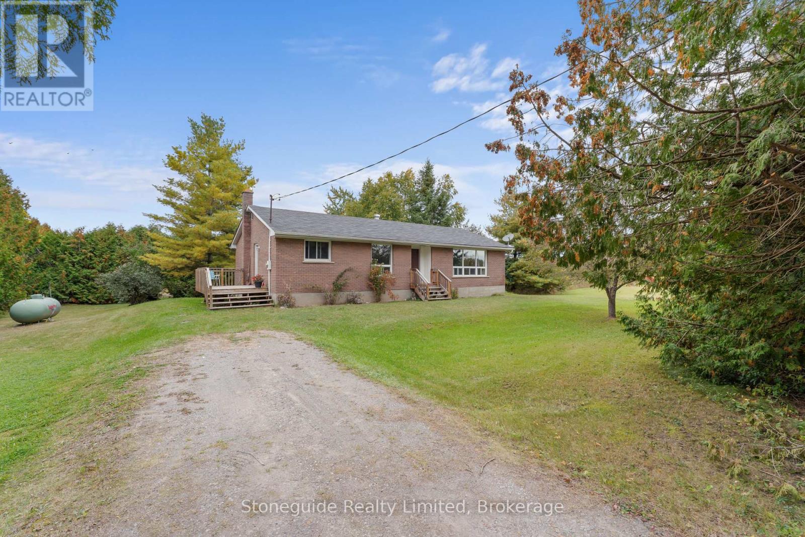 100 Moloney Line Property Photo 20