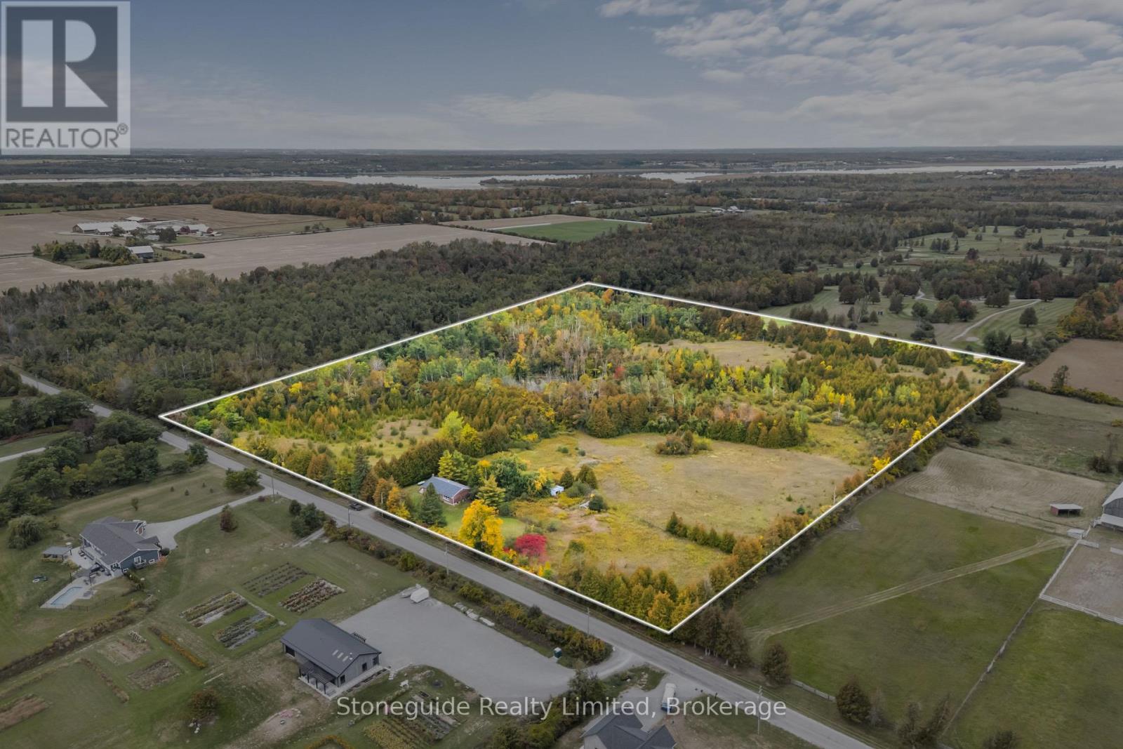 100 Moloney Line Property Photo 27