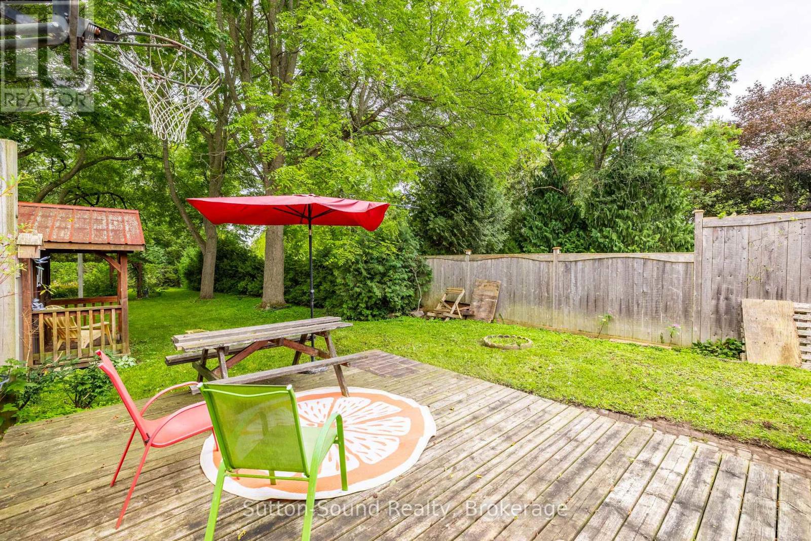 359 5th Street E Property Photo 25