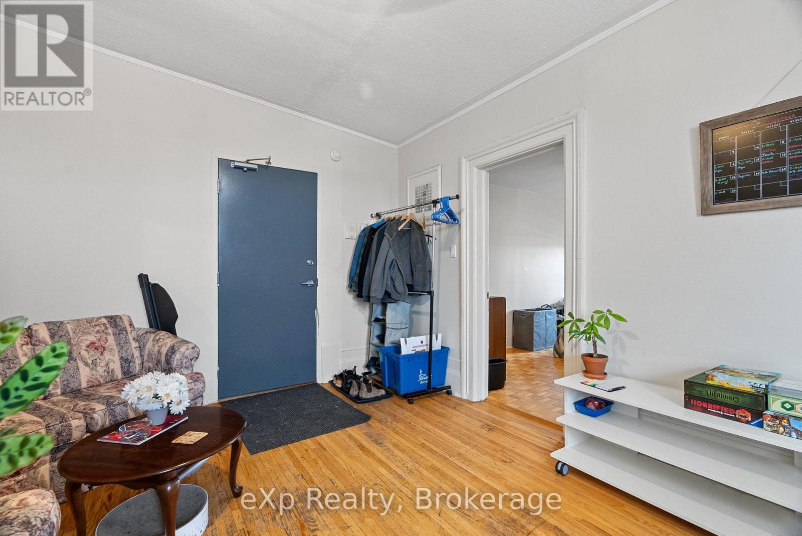 9 - 24 Wellington Street Property Photo 8