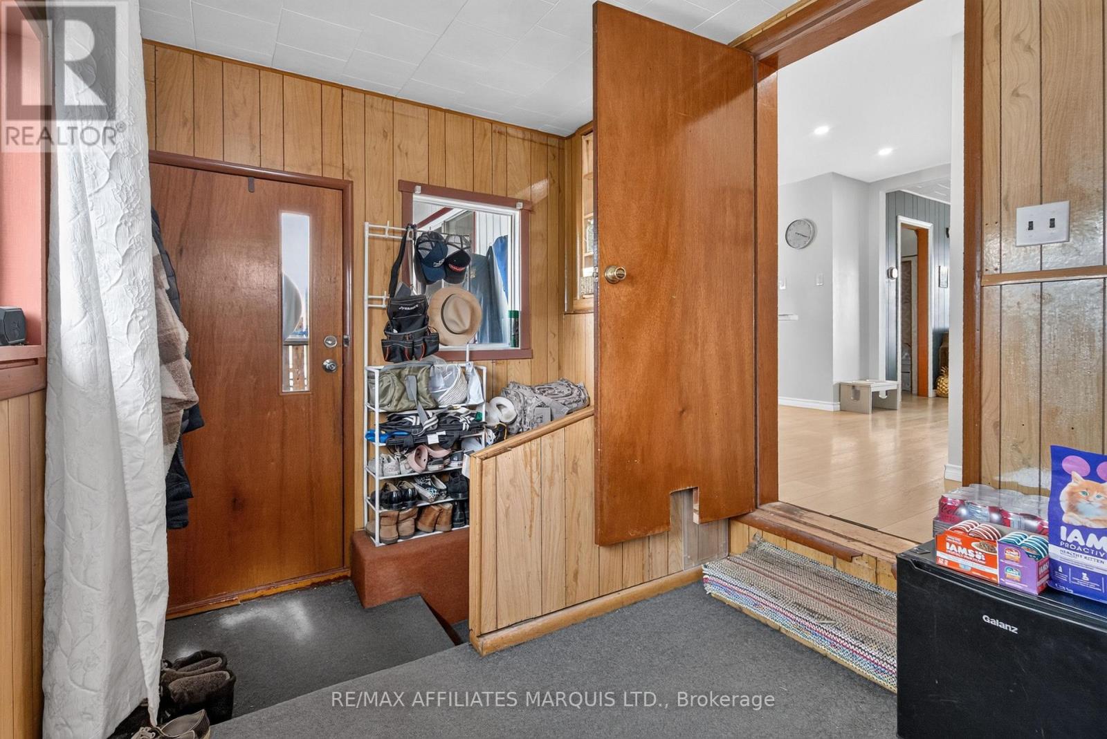 41 Eleventh Street E Property Photo 24