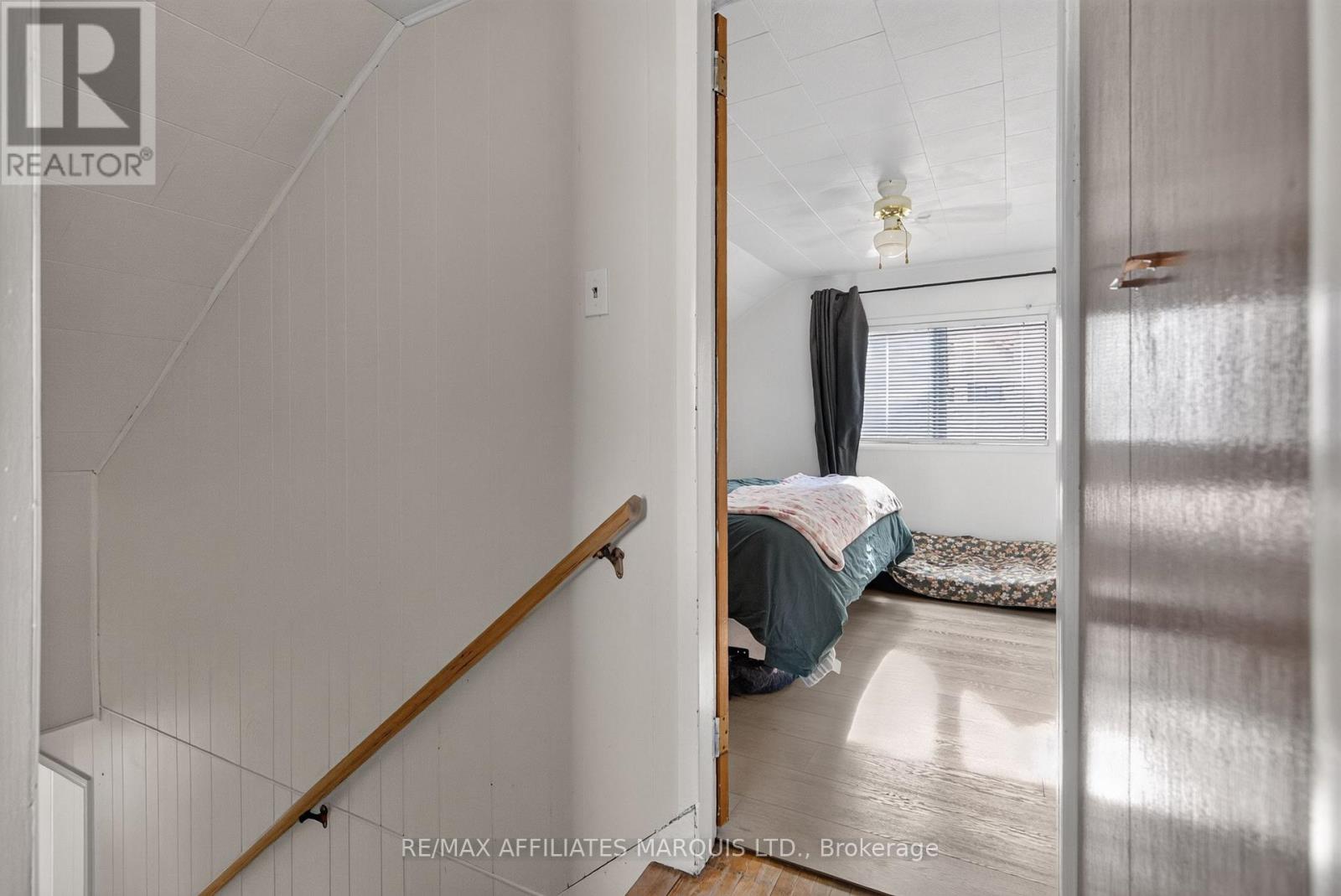 41 Eleventh Street E Property Photo 25
