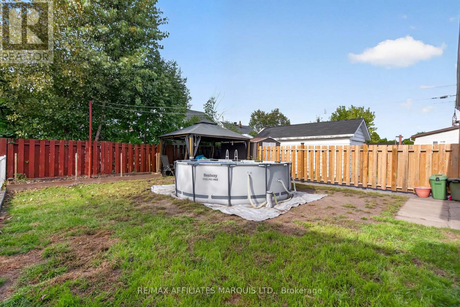 41 Eleventh Street E Property Photo 36