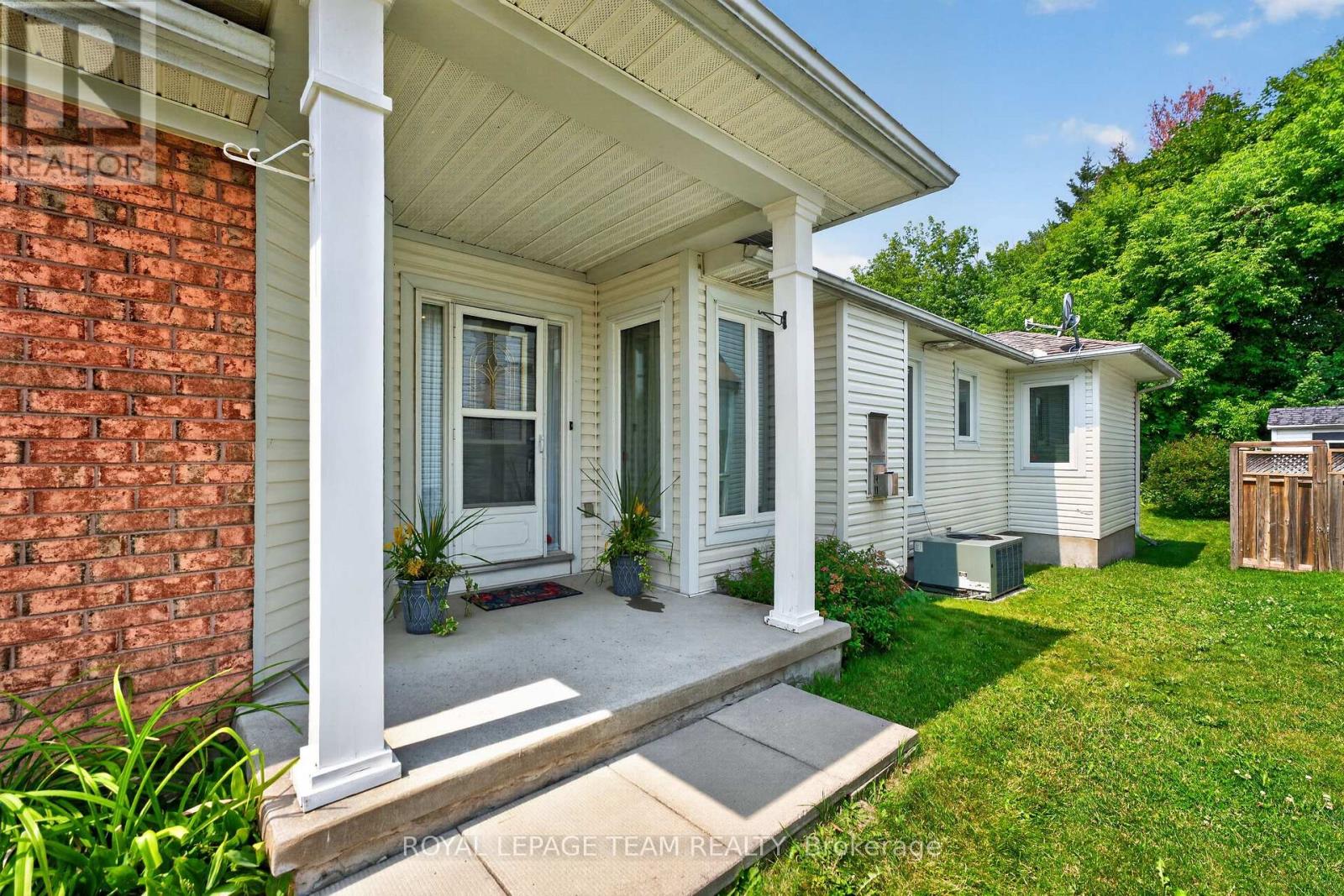 35 Billingham Crescent Property Photo 6