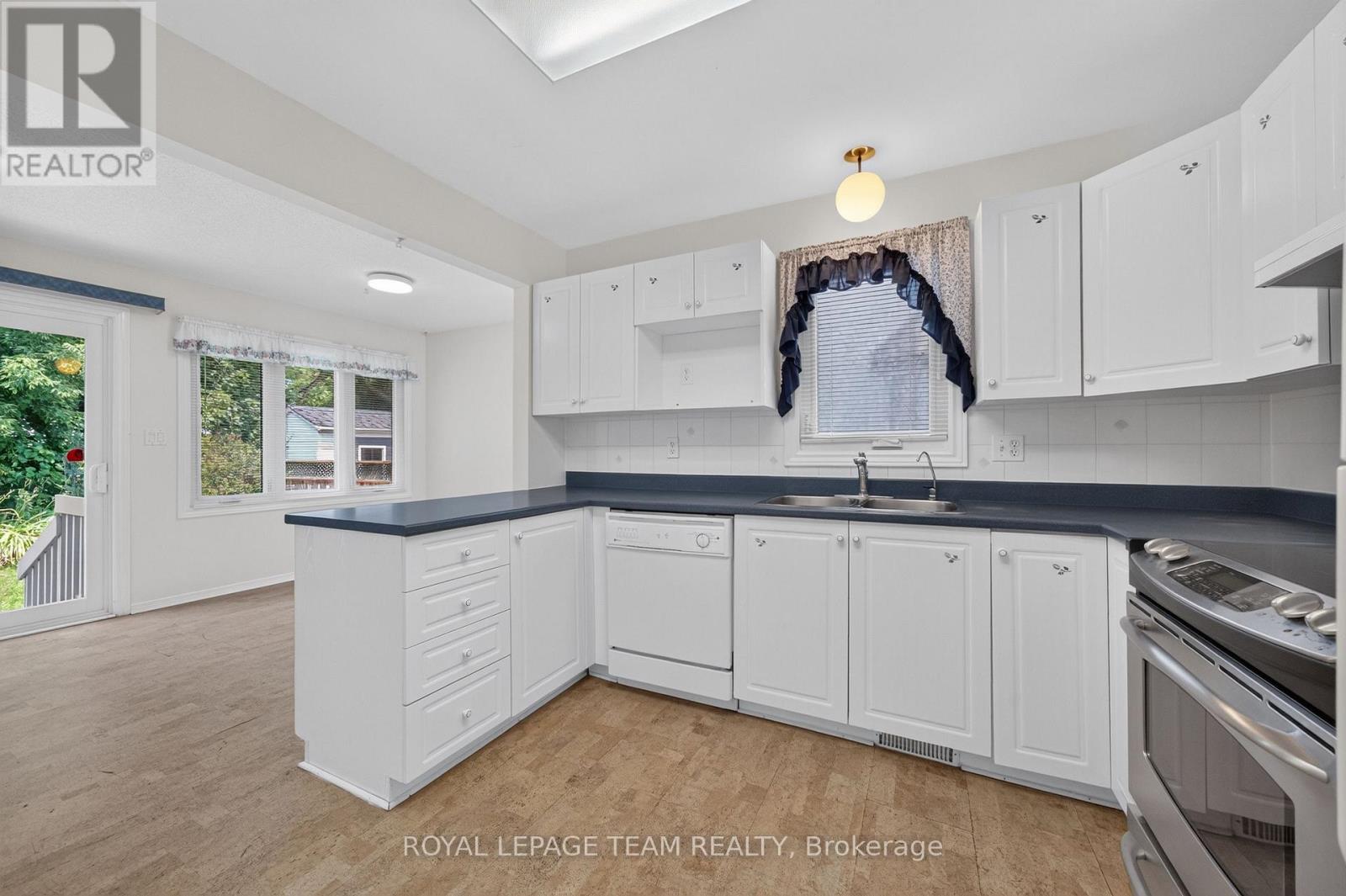 35 Billingham Crescent Property Photo 23