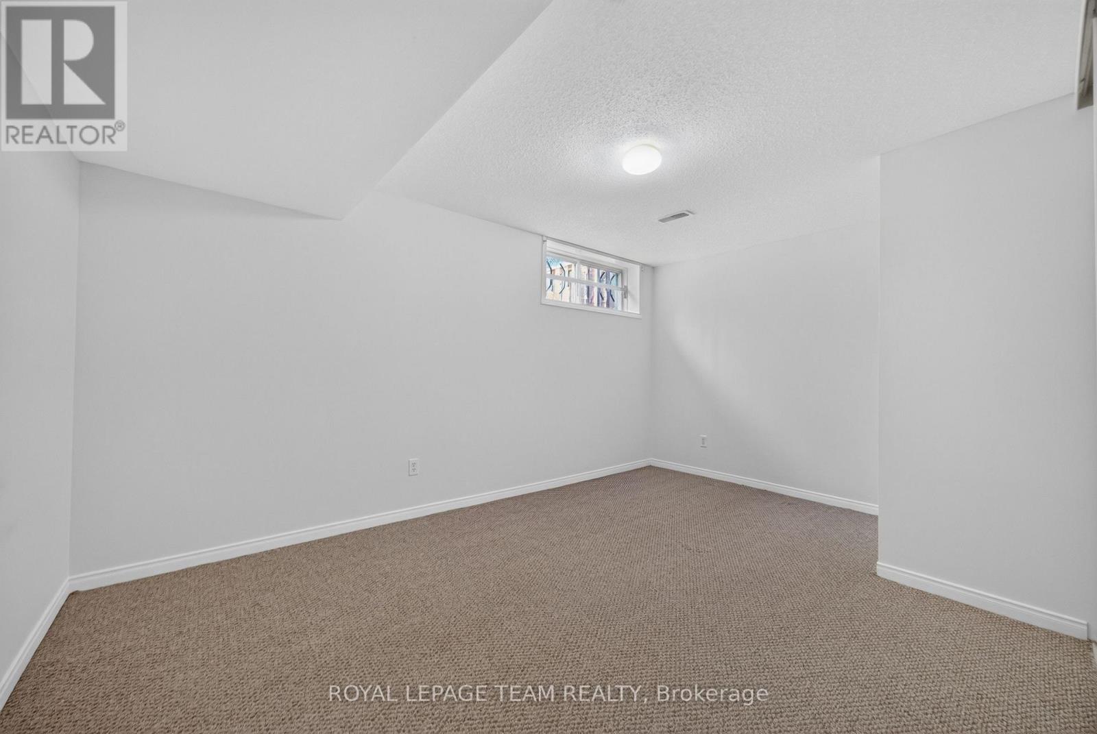35 Billingham Crescent Property Photo 47