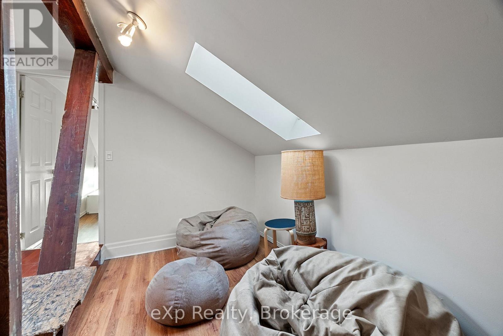6 - 94 Wellington Street Property Photo 6