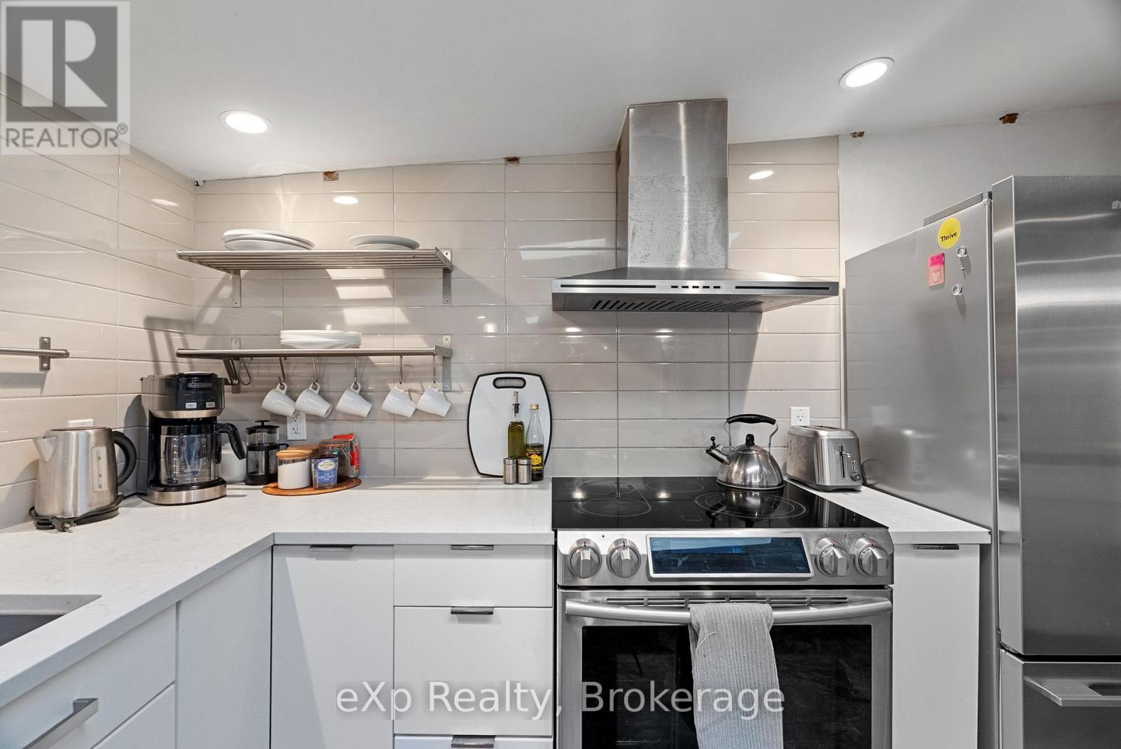 6 - 94 Wellington Street Property Photo 12
