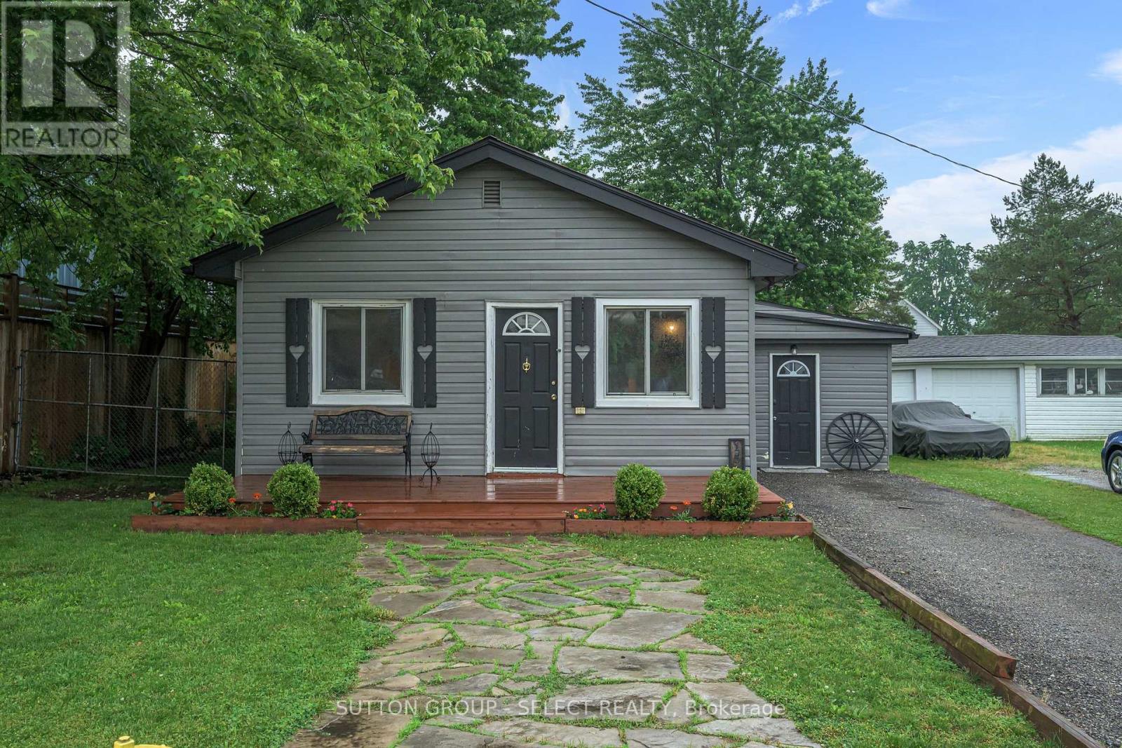 152 Elm Street Property Photo 1