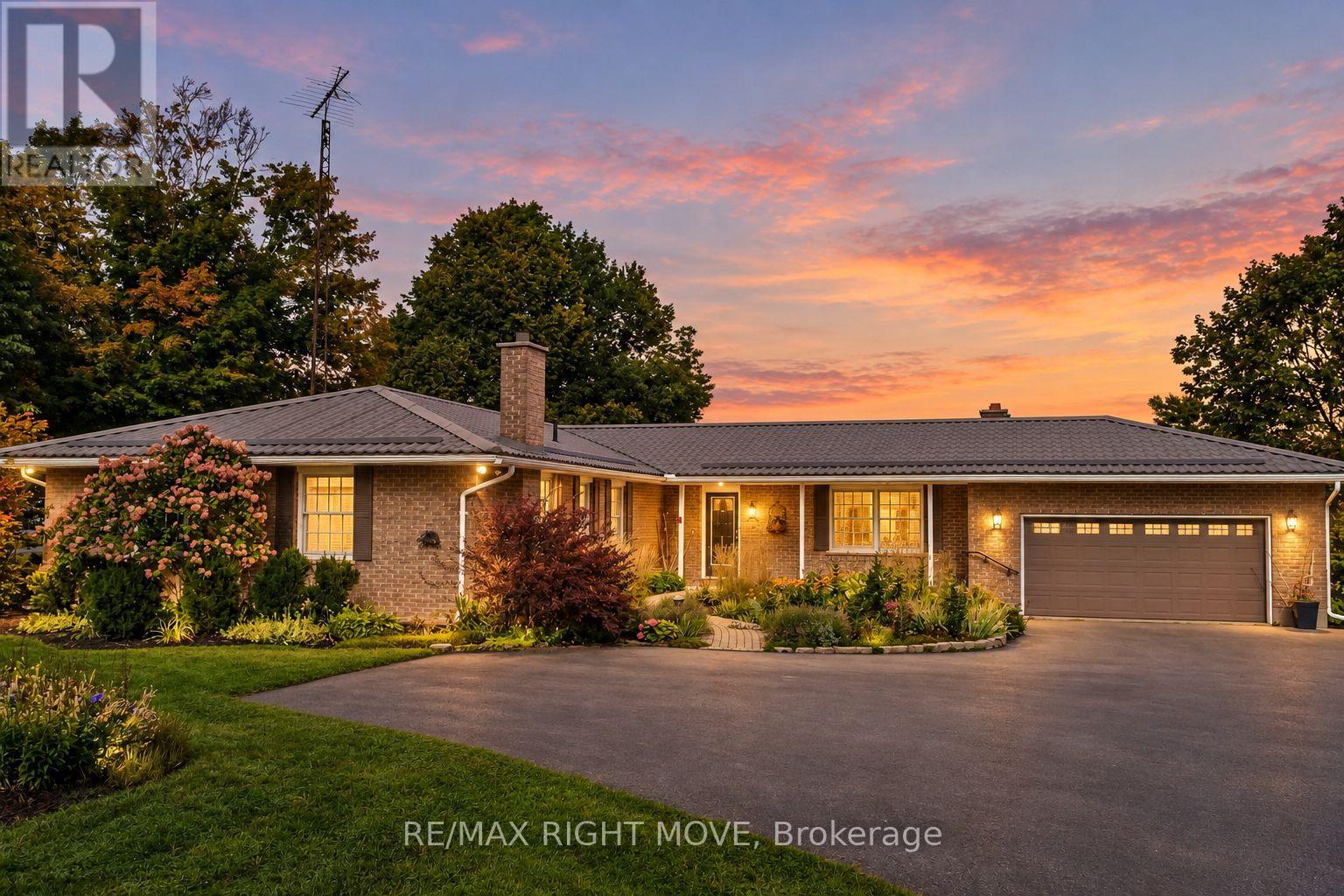 570 Lake Dalrymple Road Property Photo 1