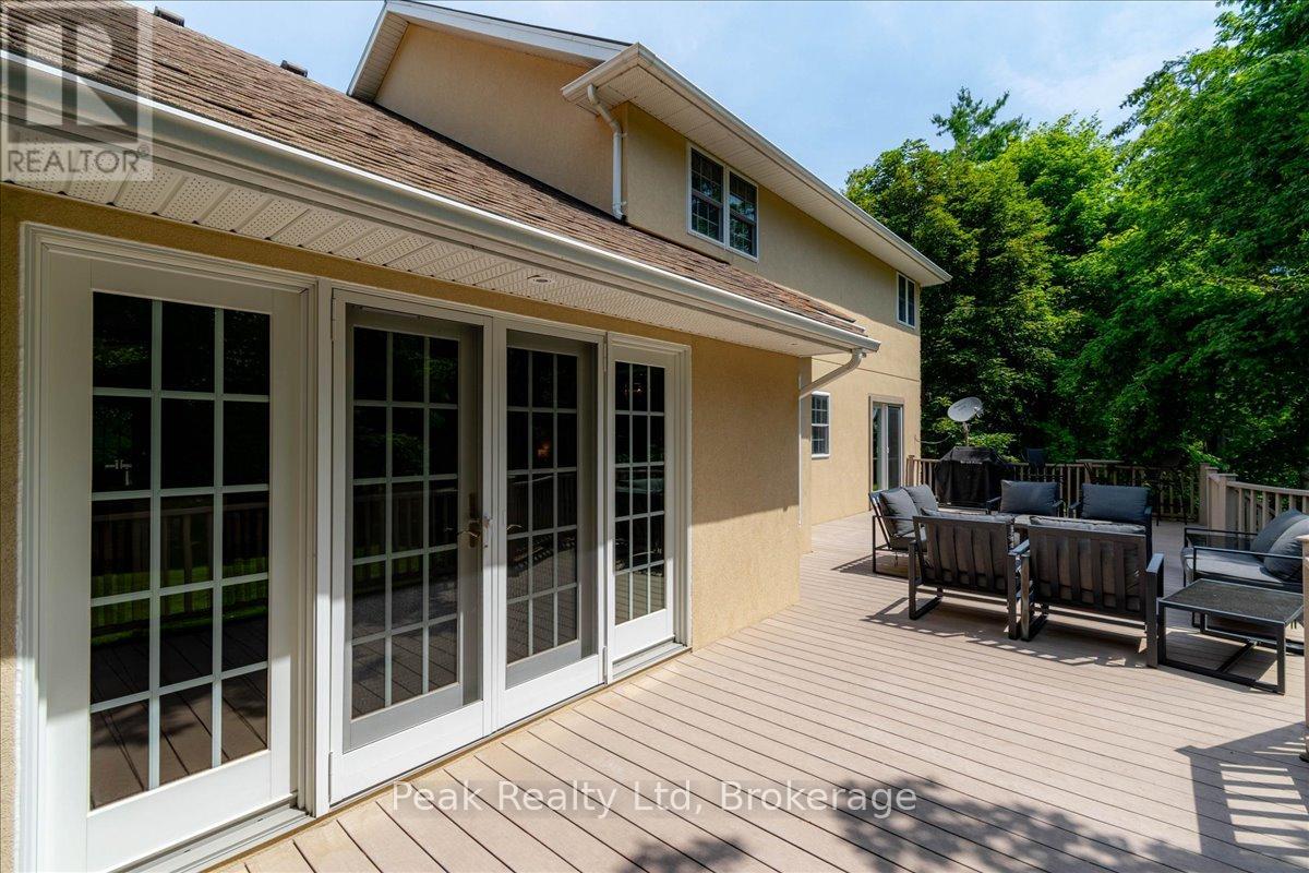 218 Wilson Avenue Property Photo 40
