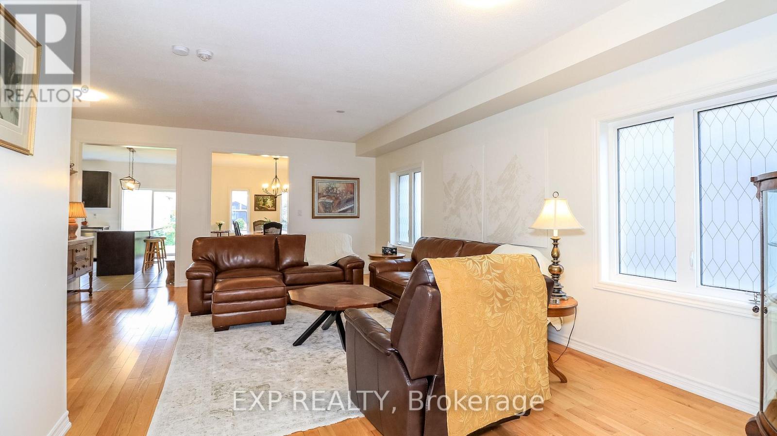251 Ridley Crescent Property Photo 7