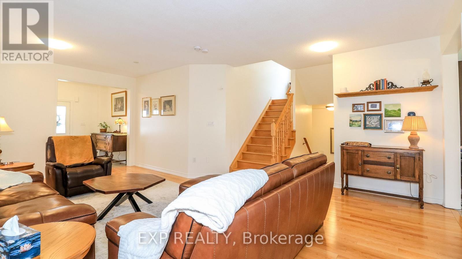 251 Ridley Crescent Property Photo 11