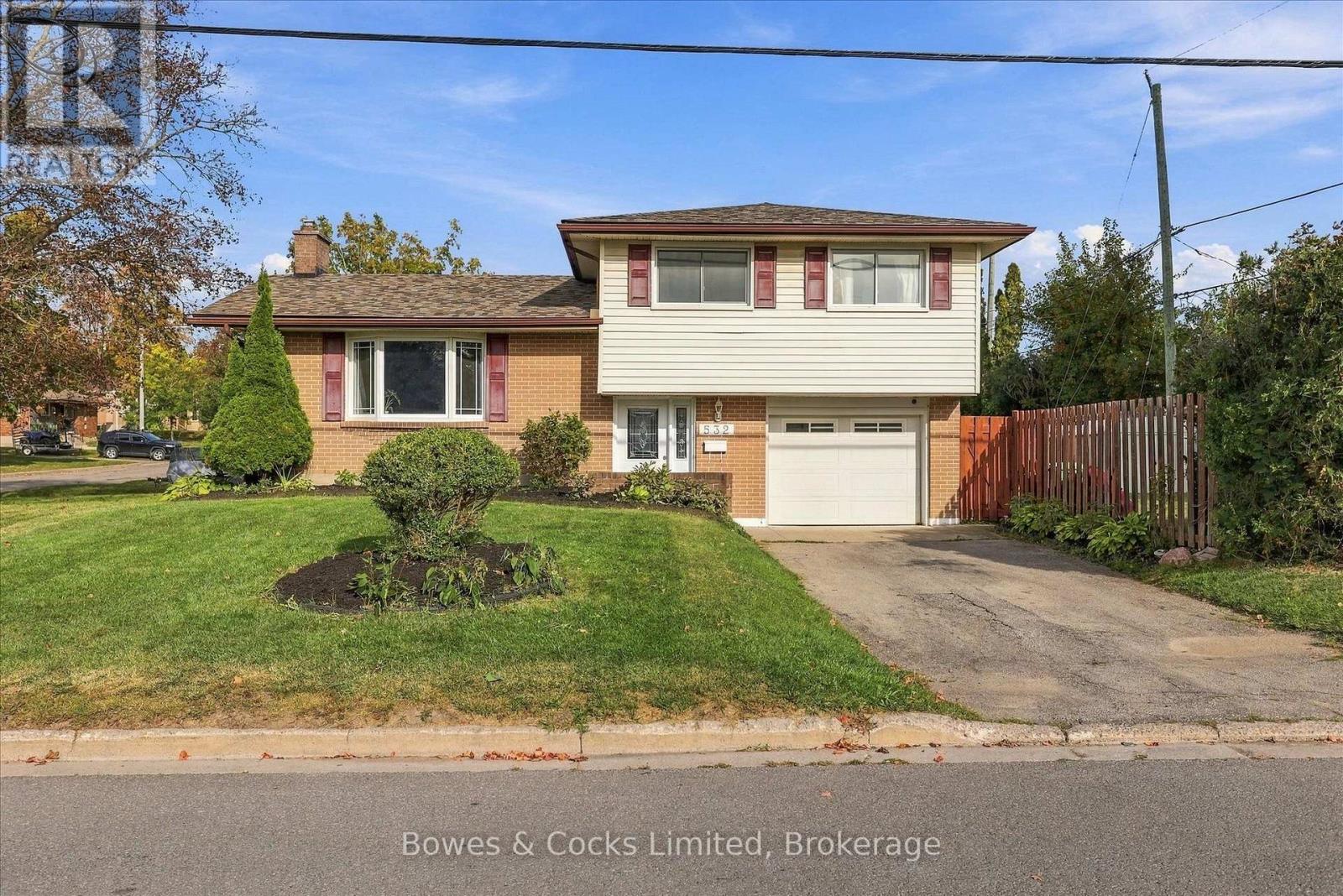 532 Raymond Street Property Photo 1