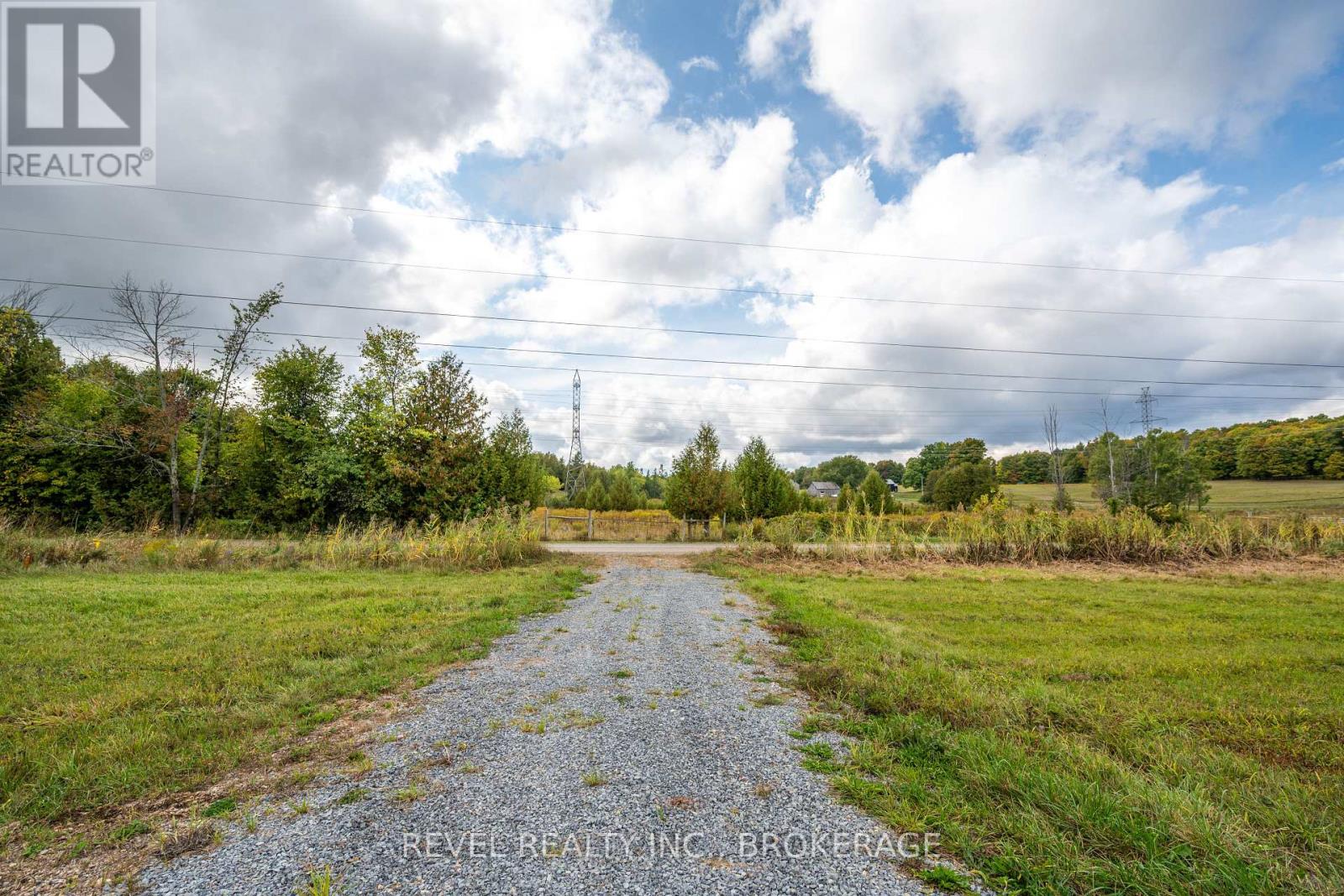 00 Forty Foot Road Property Photo 9